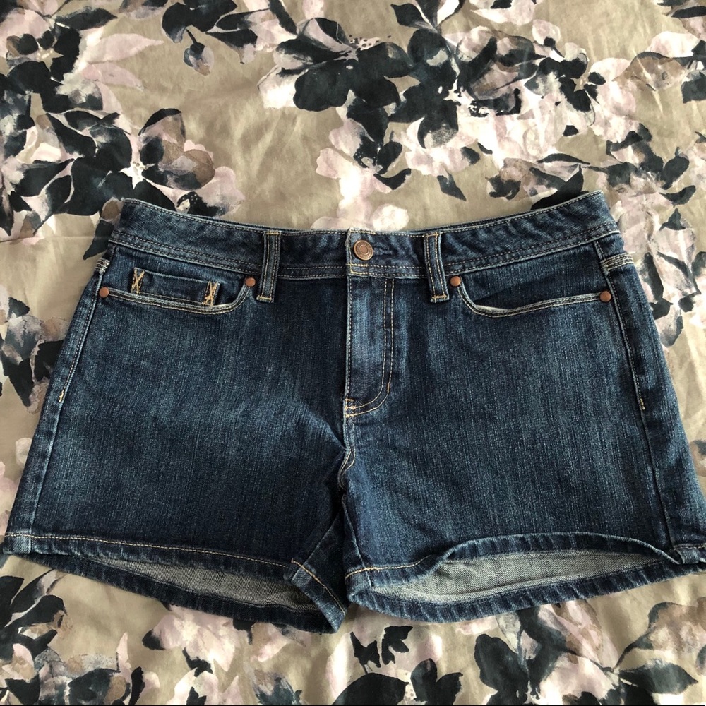 Old Navy Low Waist Jean Shorts